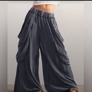 Boutique Big Pocket Pants